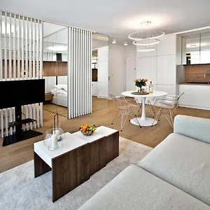Apartament Ogrodowa P&o Serviced, Warszawa